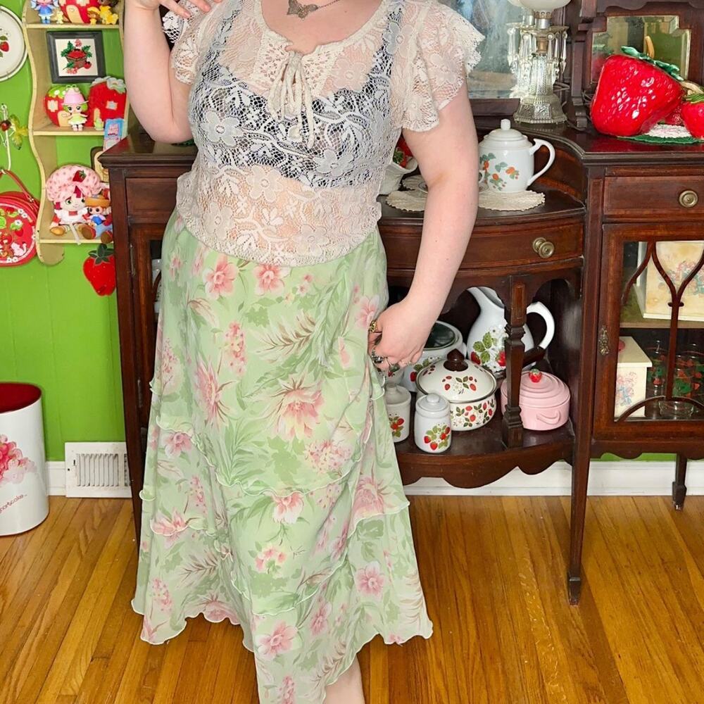 Vintage y2k romantic boho cottagecore fairycore whimsical floral maxi skirt!